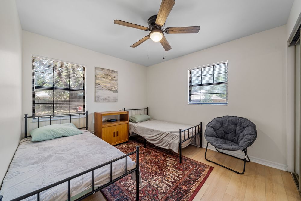 Furnished rental kids bedroom